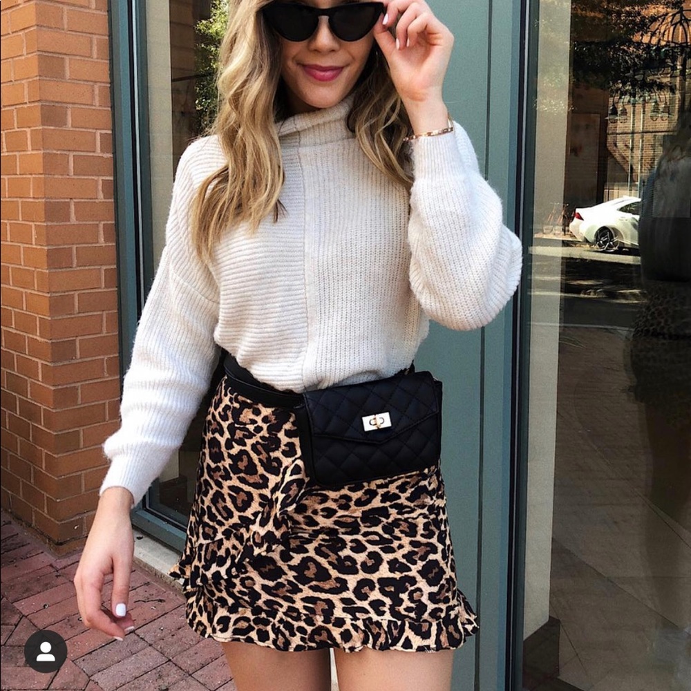 Leopard skirt